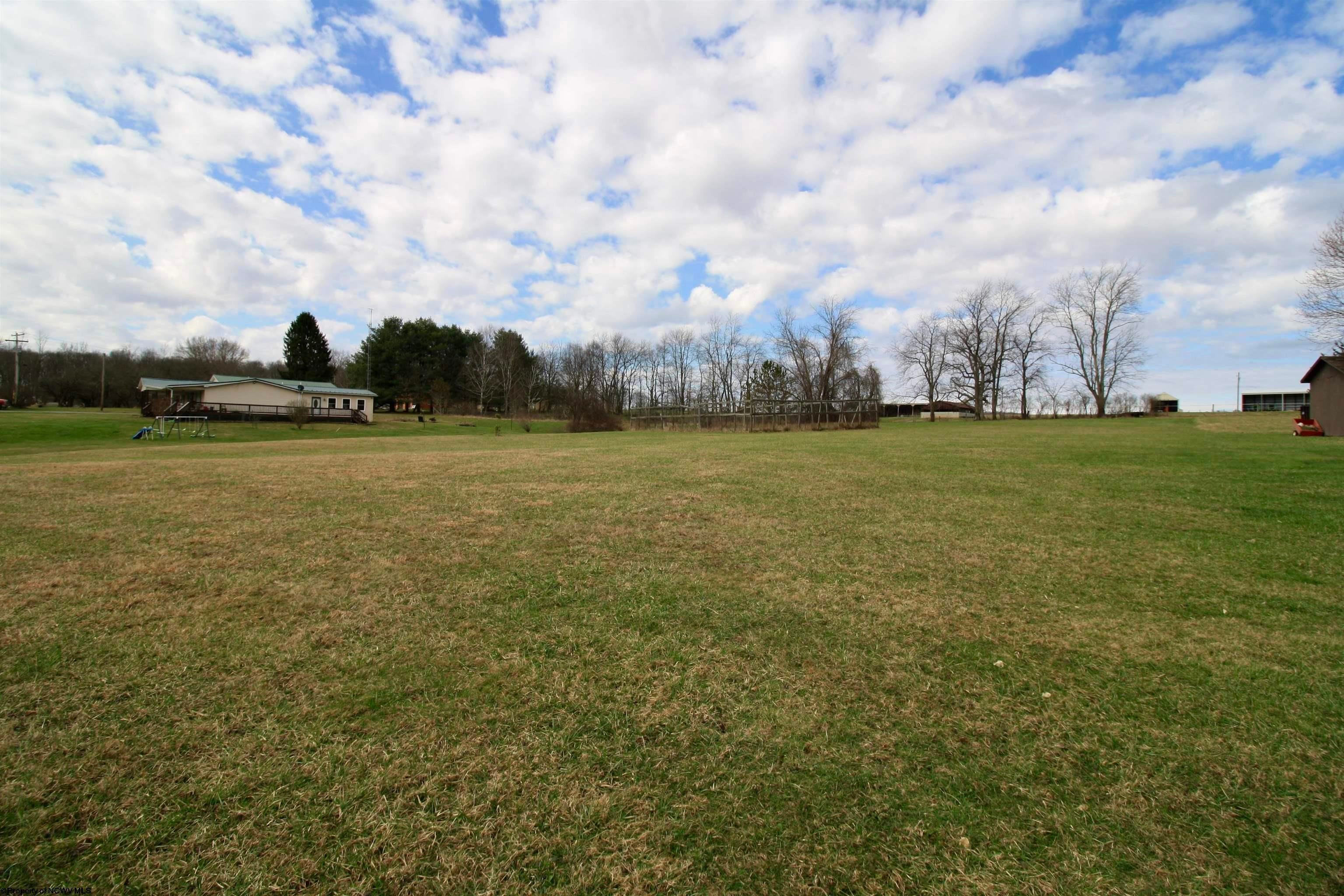 484 Sunny Brook Road Reedsville, WV 26547 - Photo 6 of 38 Gallery Image 6