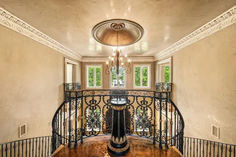 $3,750,000 | 434 Captains Circle, Destin, FL 32541