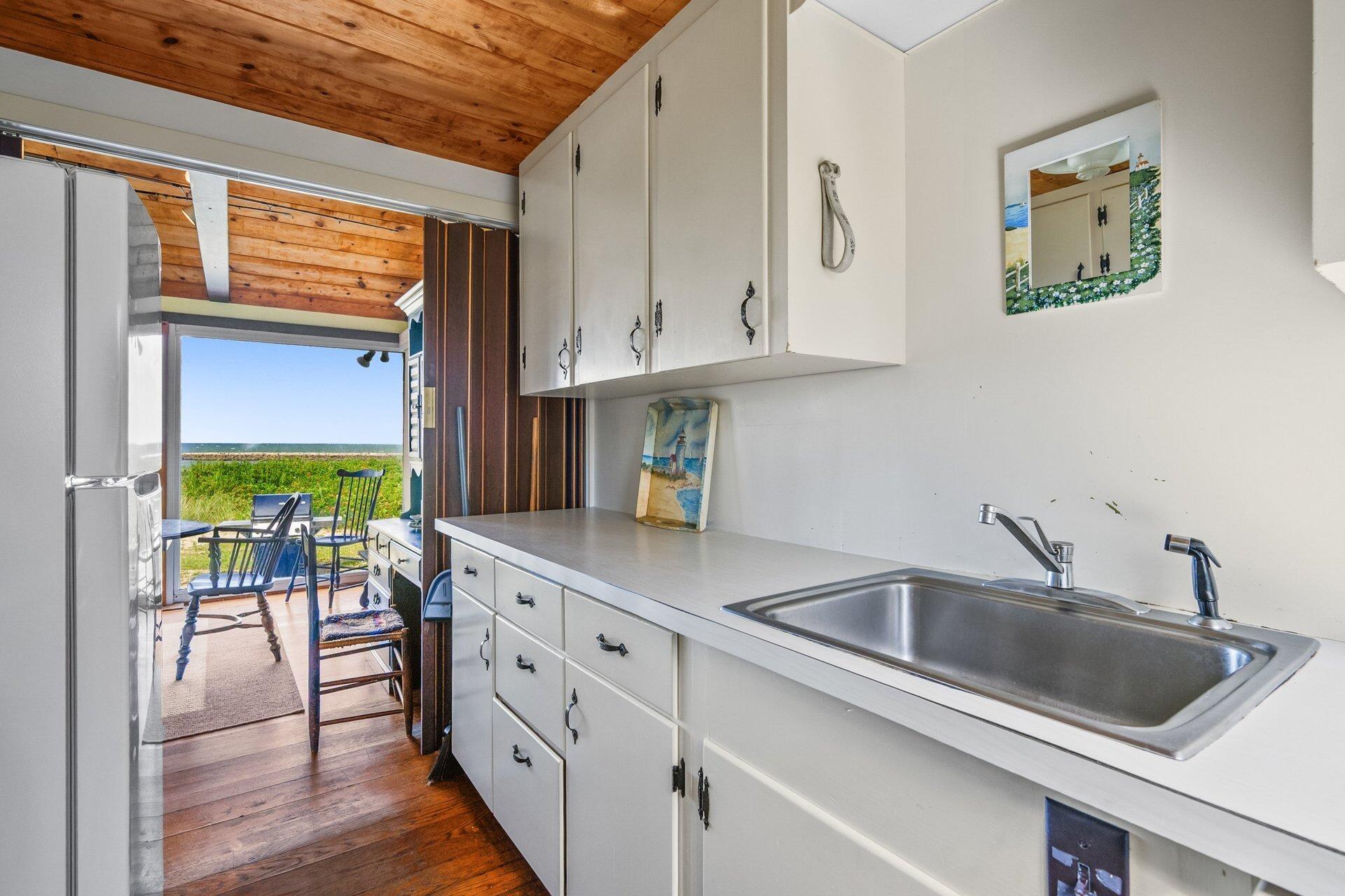 40 Harbor Road East Dennis, MA 02641 - Photo 15 of 32 14