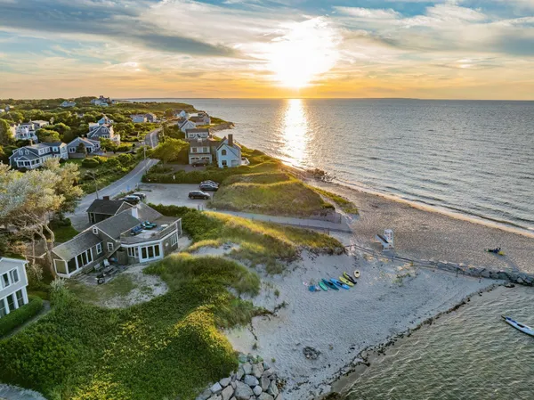 $4,750,000 | 40 Harbor Road, East Dennis, MA 02641