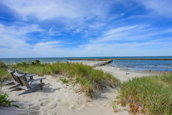 $4,750,000 | 40 Harbor Road, East Dennis, MA 02641