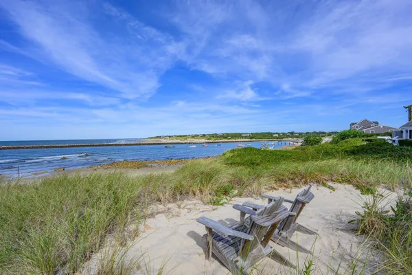 $4,750,000 | 40 Harbor Road, East Dennis, MA 02641