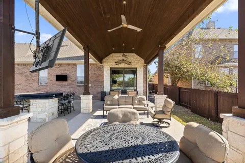 3904 Harvey Penick Drive, Round Rock, TX 78664