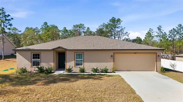 $374,900 | 16287 Little Auk Road, Weeki Wachee, FL 34614