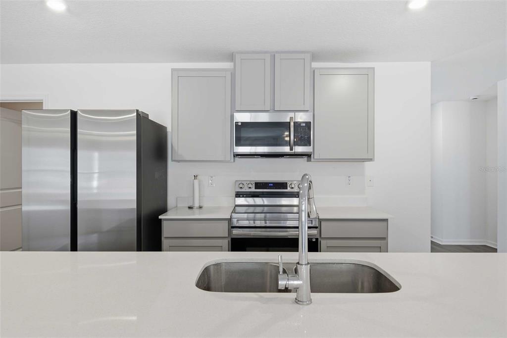 16287 Little Auk Road Weeki Wachee, FL 34614 - Photo 15 of 46