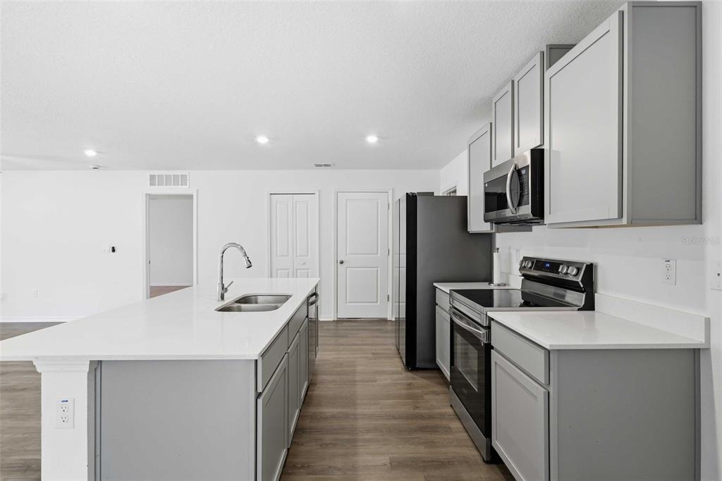 16287 Little Auk Road Weeki Wachee, FL 34614 - Photo 23 of 46