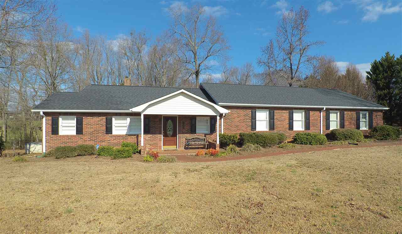 1660 Goodjoin Road Campobello, SC 29322 - Photo 2 of 27