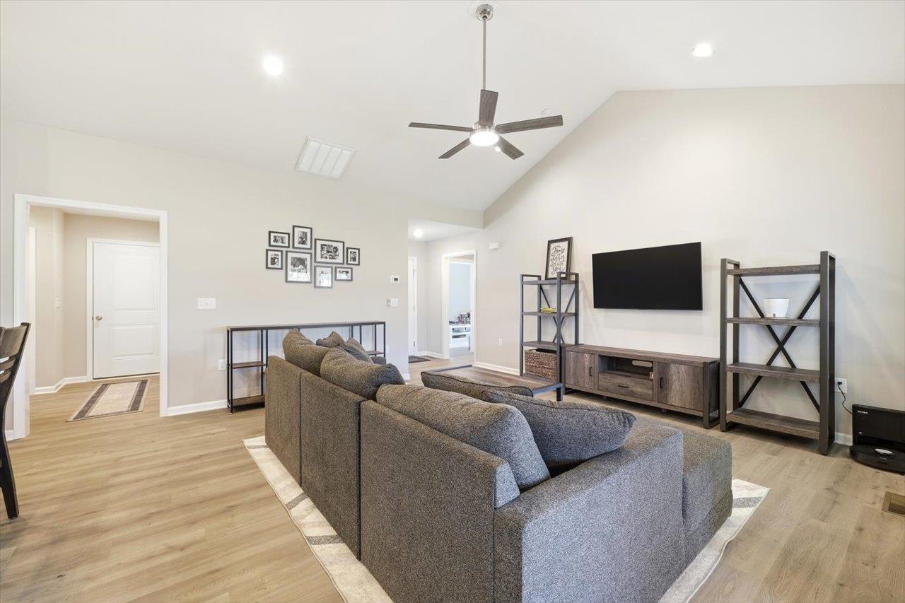 201 Spring Run Lane Waynesboro, VA 22980 - Photo 6 of 48