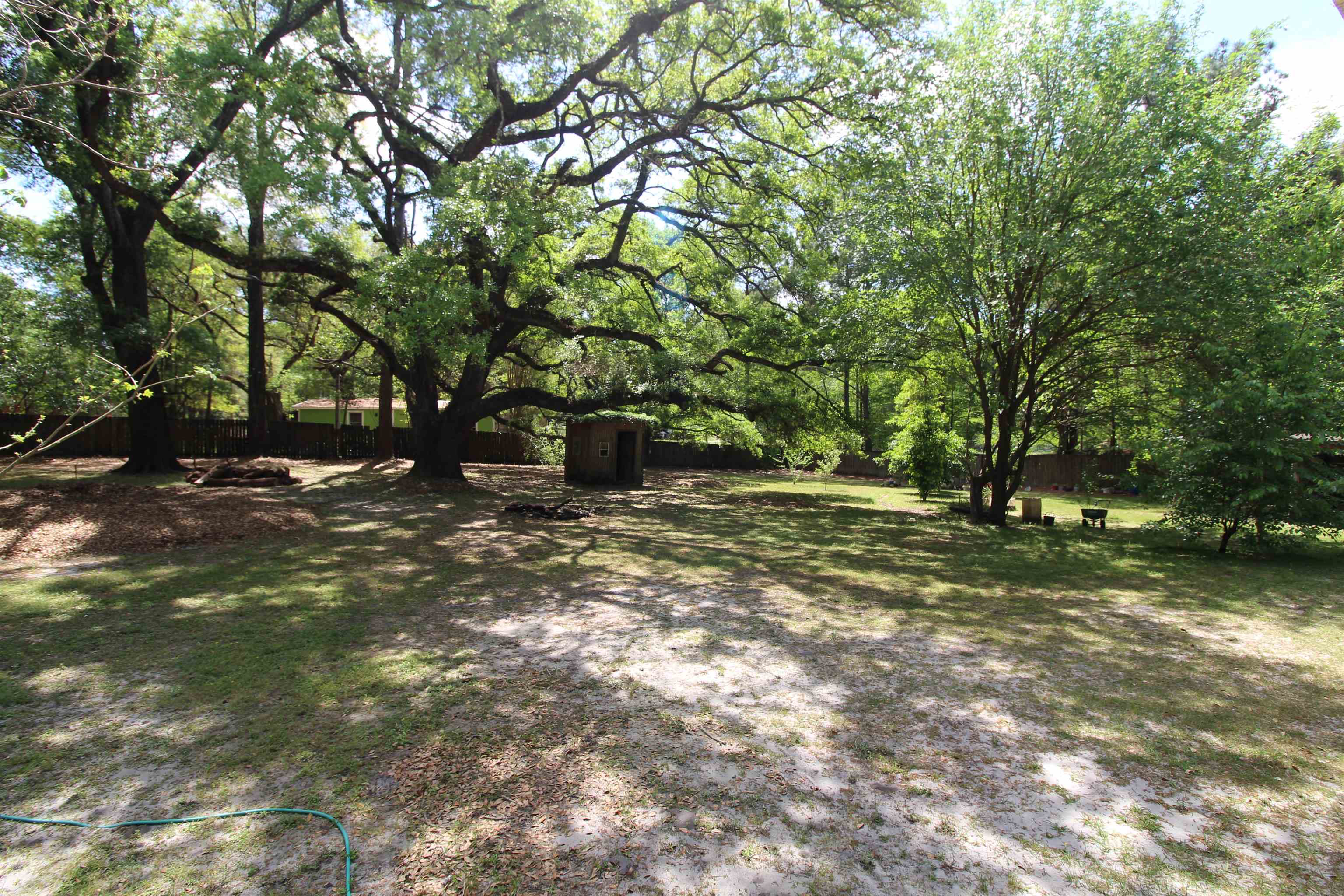 613 Whittaker Road Tallahassee, FL 32305 - Photo 2 of 23