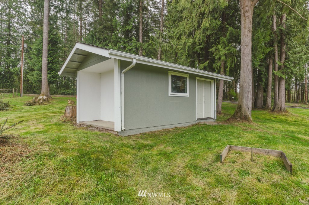 829 Middle Fork Road Onalaska, WA 98570 - Photo 3 of 25 Gallery Image 3