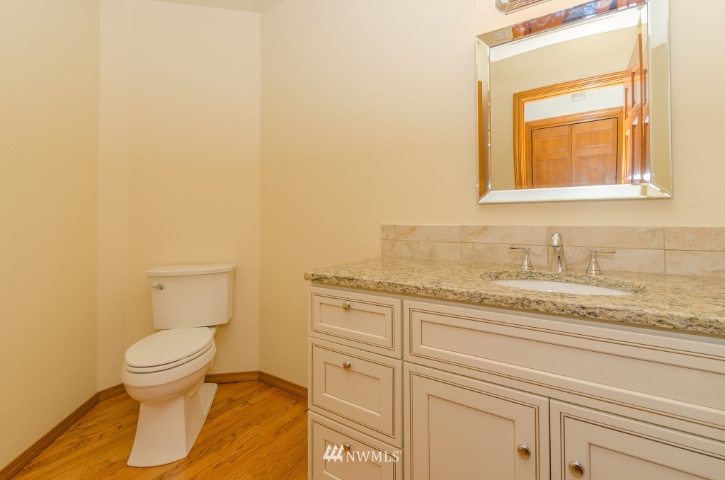 829 Middle Fork Road Onalaska, WA 98570 - Photo 8 of 25 Gallery Image 8