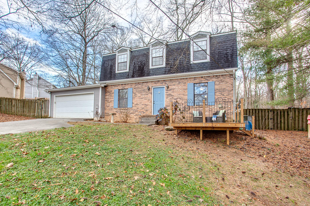 1345 Candlewick Road Knoxville, TN 37932 - Photo 3 of 38 1345 Candlewick Rd