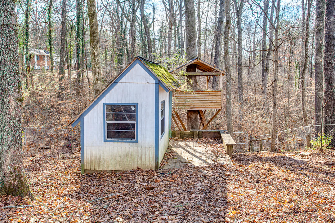 1345 Candlewick Road Knoxville, TN 37932 - Photo 35 of 38 Back yard