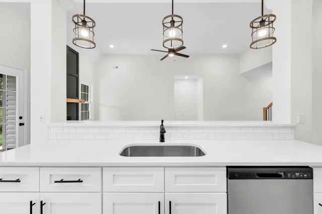 $374,900 | 914 Vendue Avenue, Clarksville, TN 37042