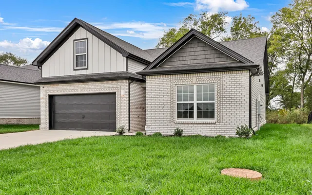 $374,900 | 914 Vendue Avenue, Clarksville, TN 37042