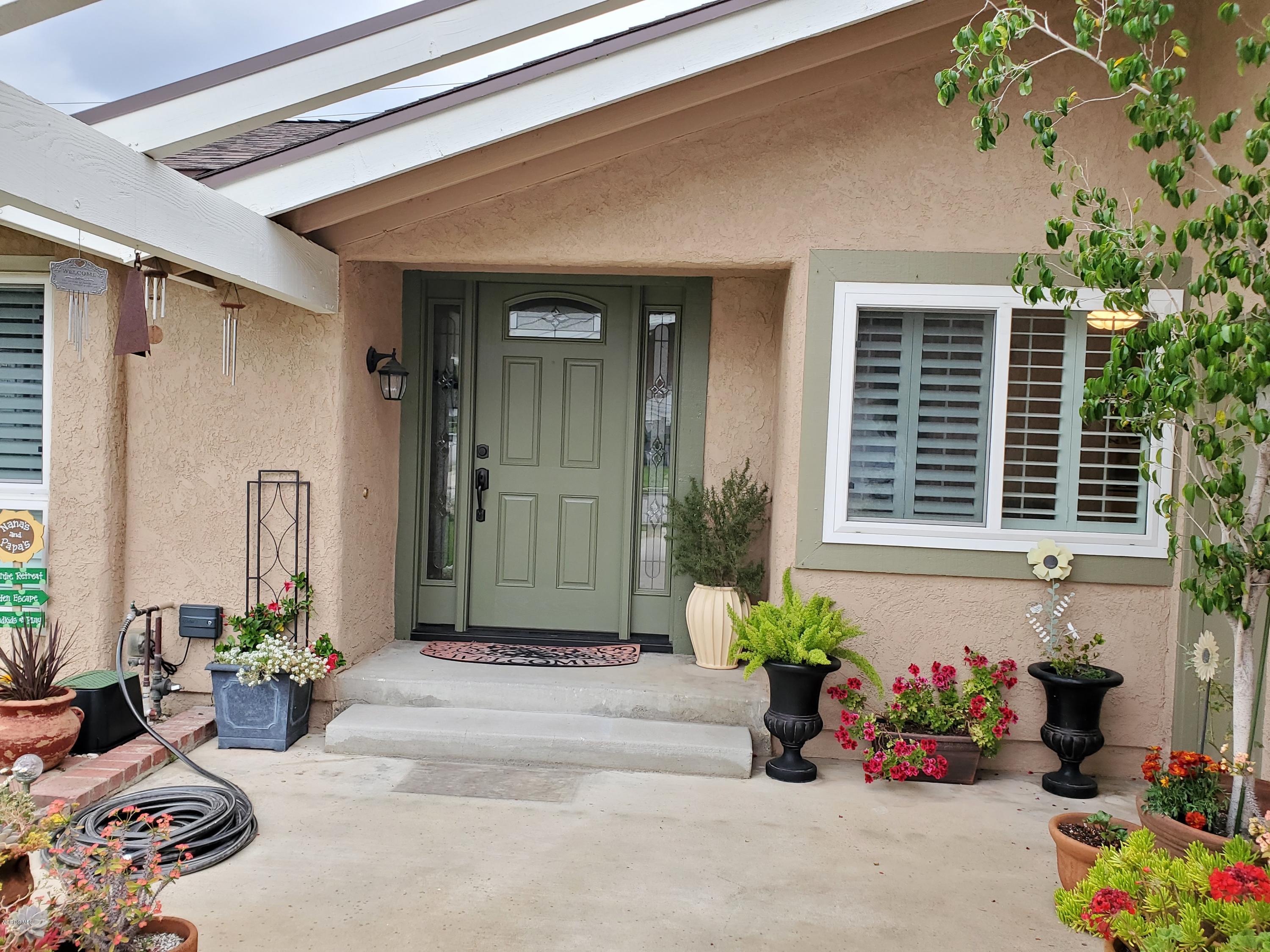 1817 Belhaven Avenue Simi Valley, CA 93063 - Photo 11 of 39 a front view of a house