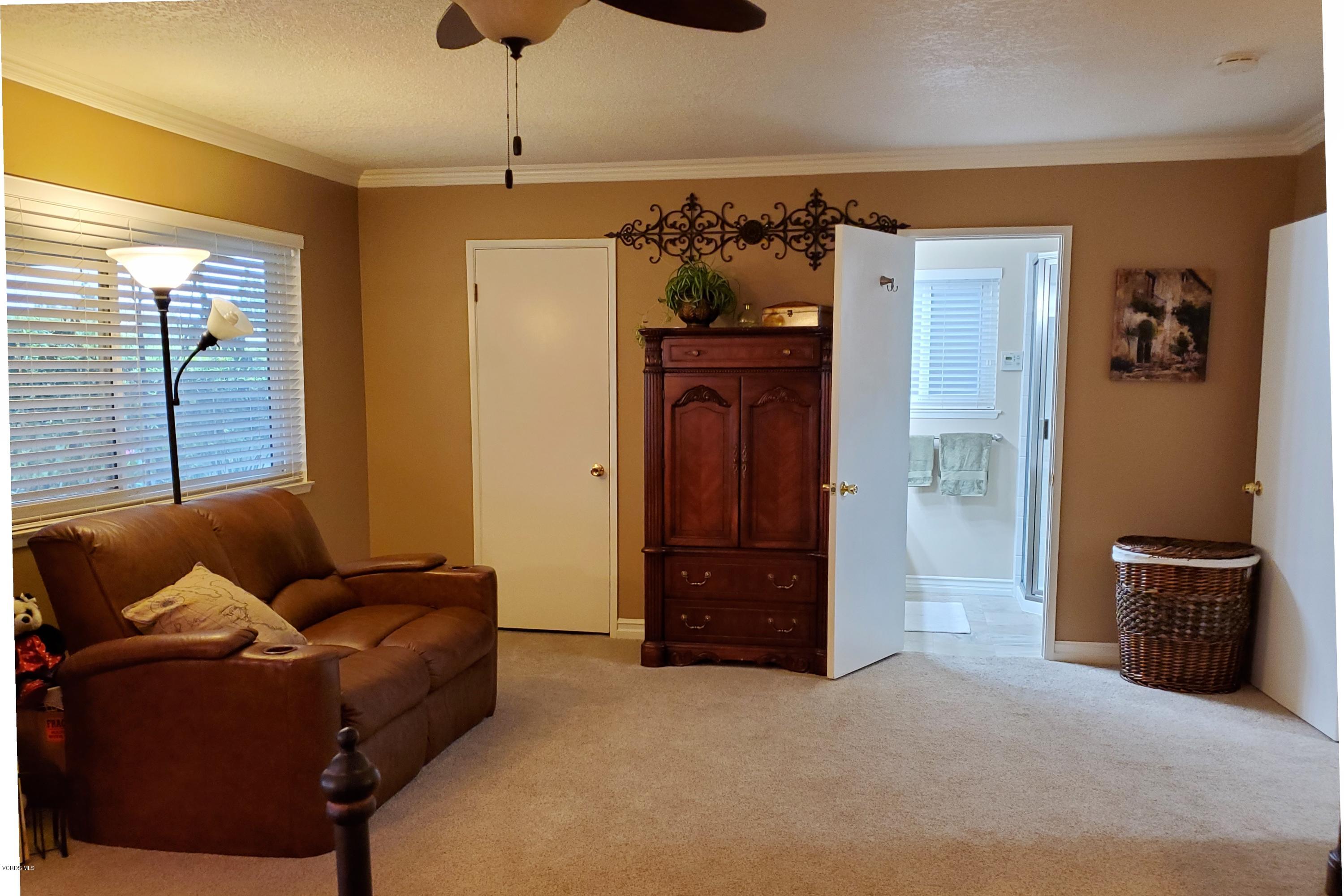 1817 Belhaven Avenue Simi Valley, CA 93063 - Photo 31 of 39 a living room with furniture