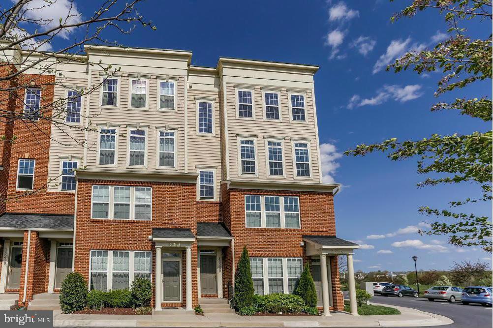 1838 B Monocacy View Circle, Unit 55B Frederick, MD 21701 - Photo 2 of 28 front view of a building