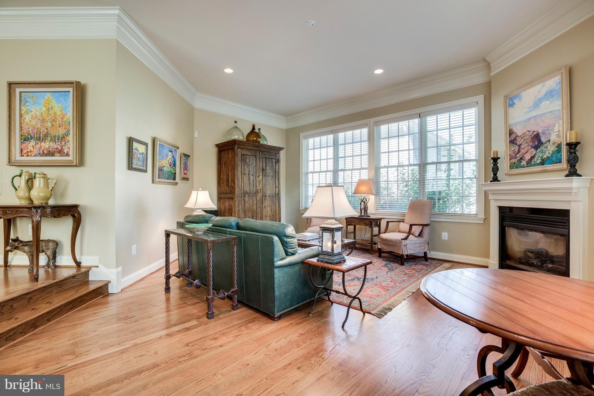 8033 Washington Road Alexandria, VA 22308 - Photo 14 of 30 Family room off of kitchen