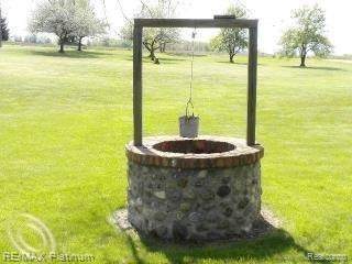 1460 North Gregory Road Fowlerville, MI 48836 - Photo 7 of 24 Decorative Well.jpg
