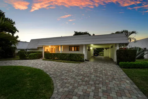 $529,000 | 383 Villa Drive South, Atlantis, FL 33462