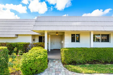 $549,000 | 383 Villa Drive South, Atlantis, FL 33462