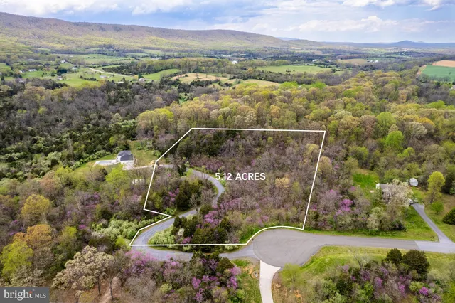 $799,000 | 30 Waverly Drive, Strasburg, VA 22657