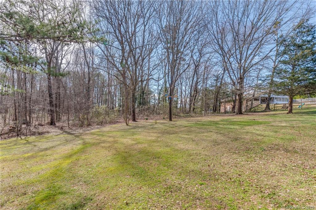 100 State Rd S-42-1526 Landrum, SC 29356 - Photo 6 of 24
