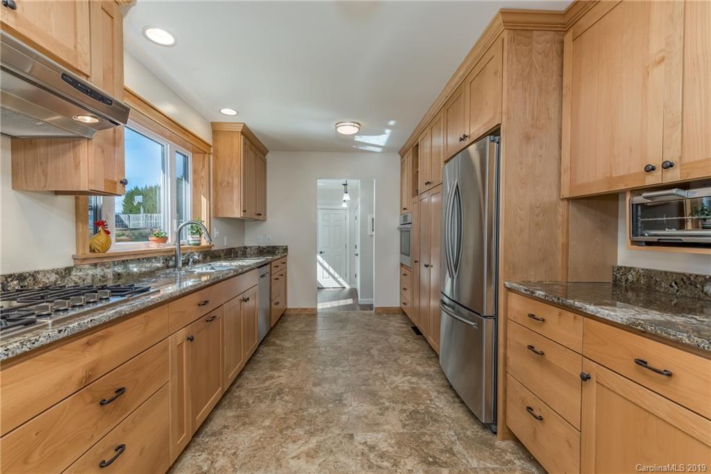 100 State Rd S-42-1526 Landrum, SC 29356 - Photo 8 of 24