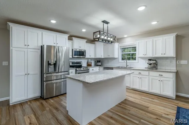 $309,900 | 1520 Fairfield Road, Lebanon, MO 65536