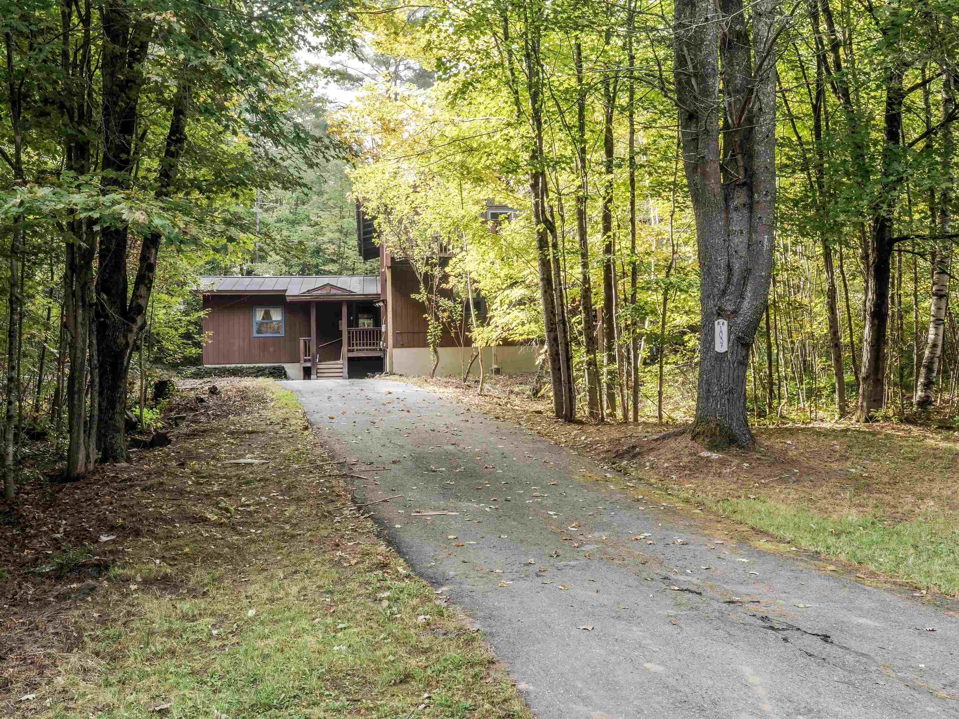 1037 Safford Road Hartford, VT 05059 - Photo 17 of 28 Gallery Image 17