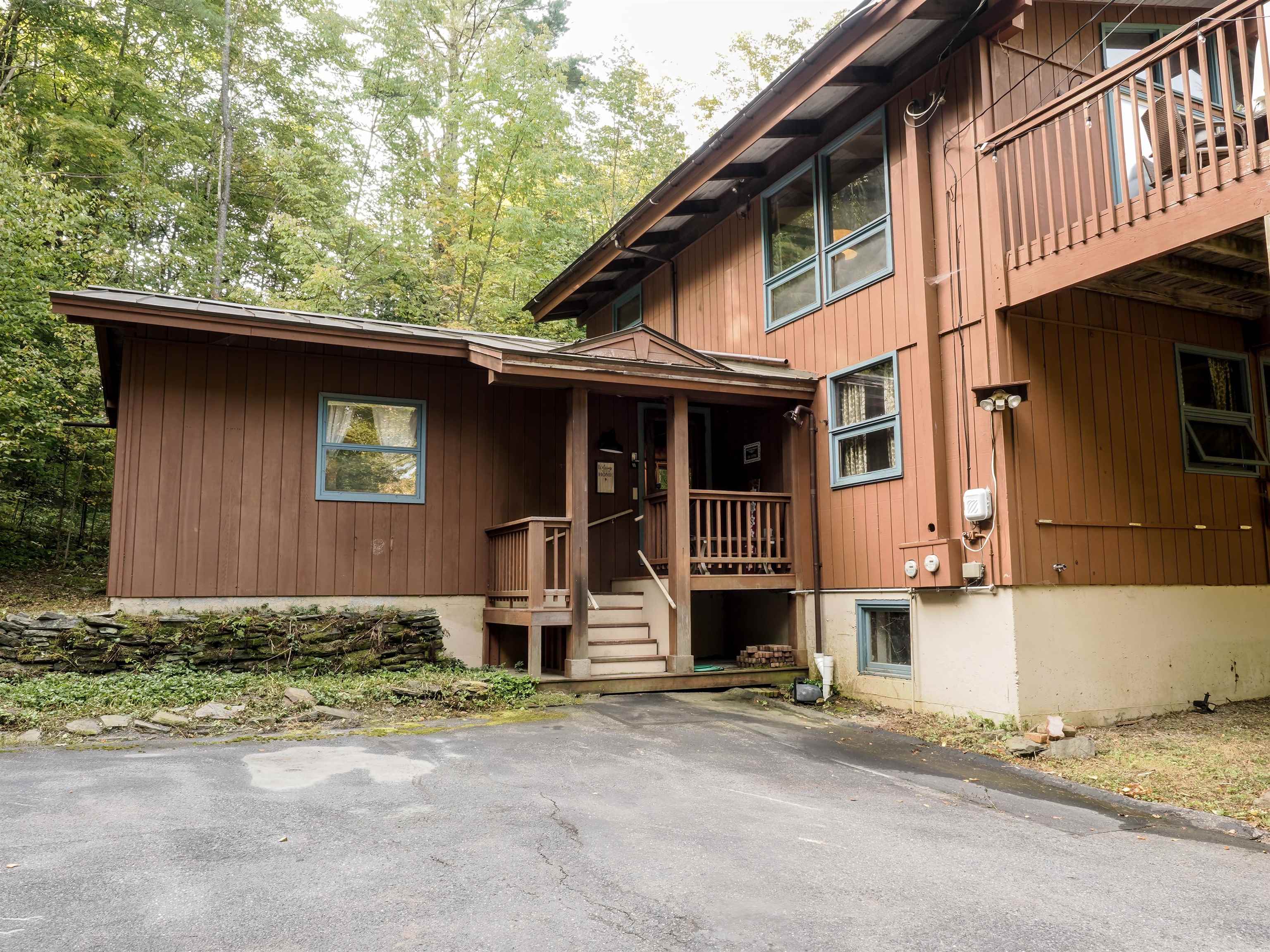 1037 Safford Road Hartford, VT 05059 - Photo 18 of 28 Gallery Image 18