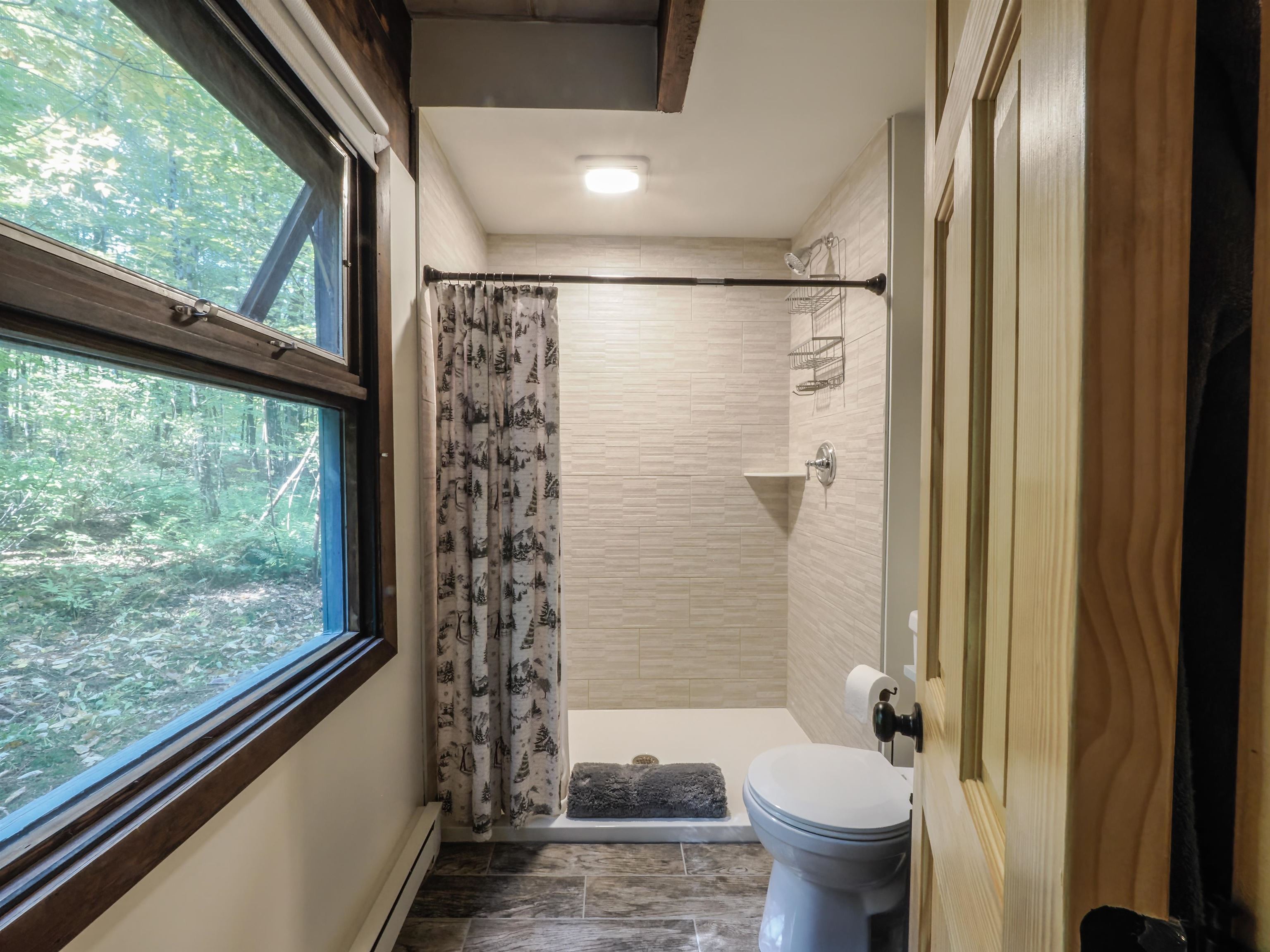 1037 Safford Road Hartford, VT 05059 - Photo 8 of 28 Gallery Image 8