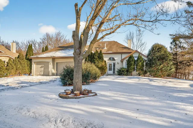 $460,000 | 8295 Jewel Avenue South, Cottage Grove, MN 55016