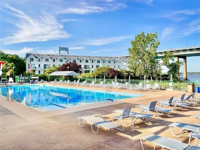 $349,888 | 162-40 9th Avenue, Unit 7A | Beechhurst