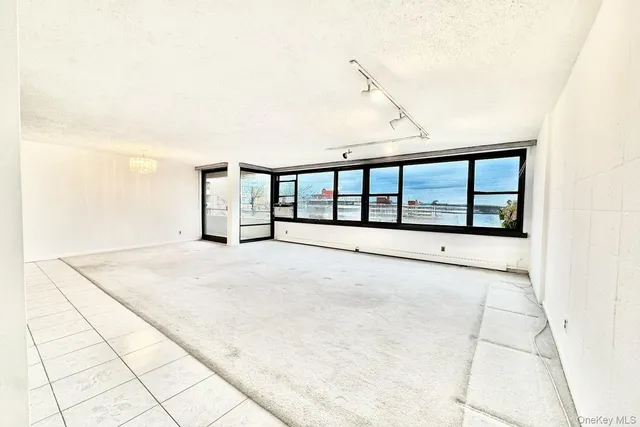 $349,888 | 162-40 9th Avenue, Unit 7A | Beechhurst