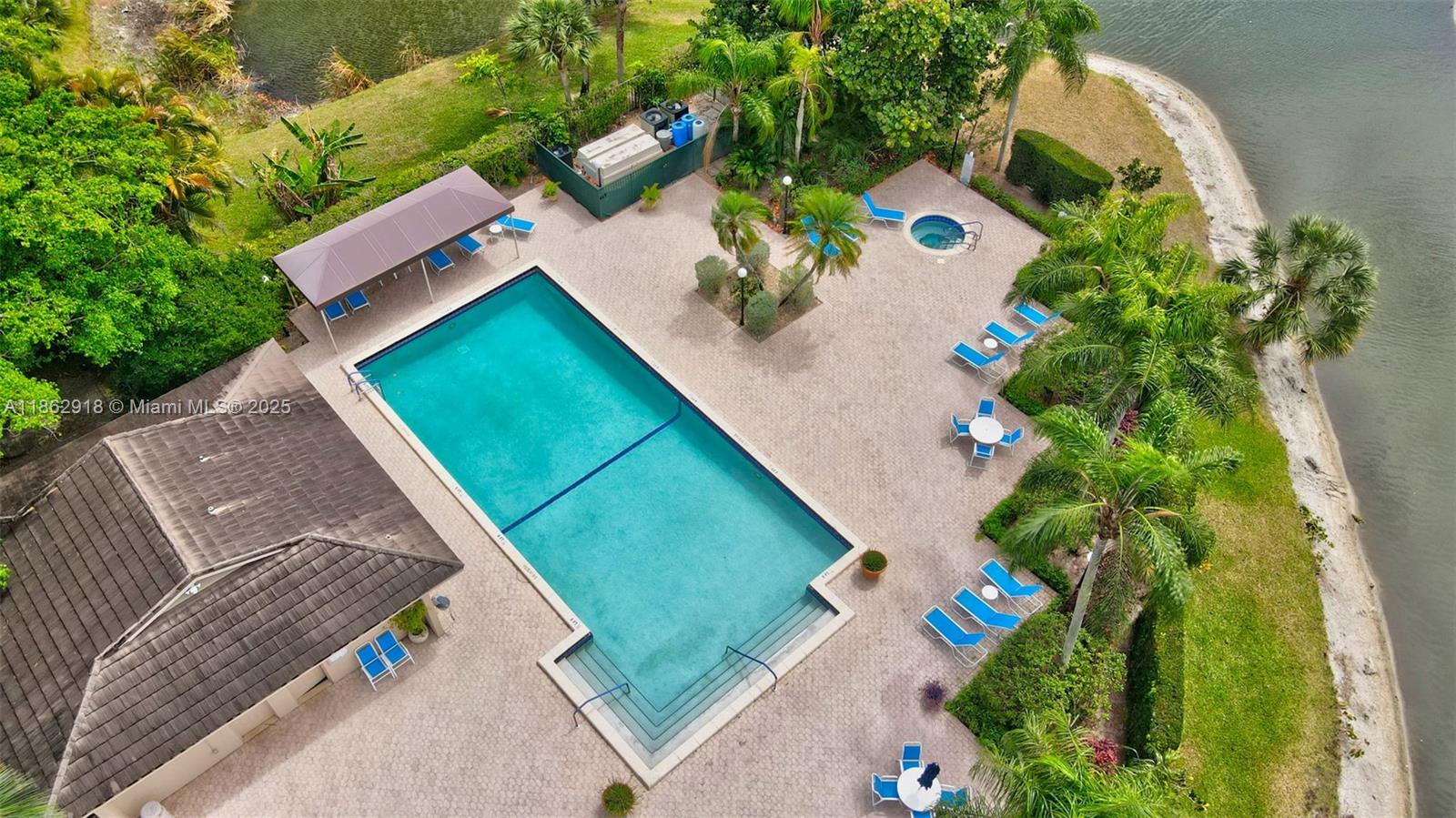 7616 Elm Ridge Drive, Unit 7U Boca Raton, FL 33433 - Photo 35 of 36 an aerial view of a house