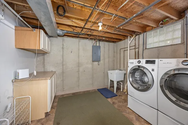 $375,000 | 4654 Terry Drive Southeast, Grand Rapids, MI 49512