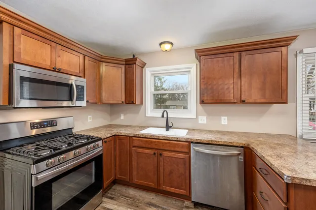 $375,000 | 4654 Terry Drive Southeast, Grand Rapids, MI 49512