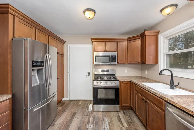 $375,000 | 4654 Terry Drive Southeast, Grand Rapids, MI 49512