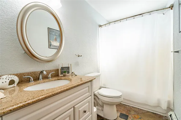 $529,999 | 77 Colburn Drive, Poughkeepsie, NY 12603