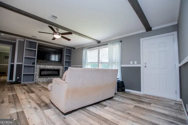 $369,900 | 200 Duck Pond Road, Roopville, GA 30170