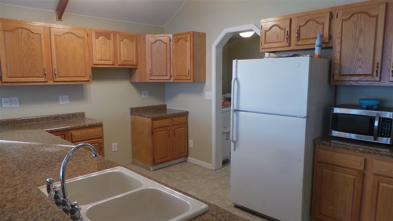 51681 East County Line Road Middlebury, IN 46540 - Photo 13 of 26 Gallery Image 13