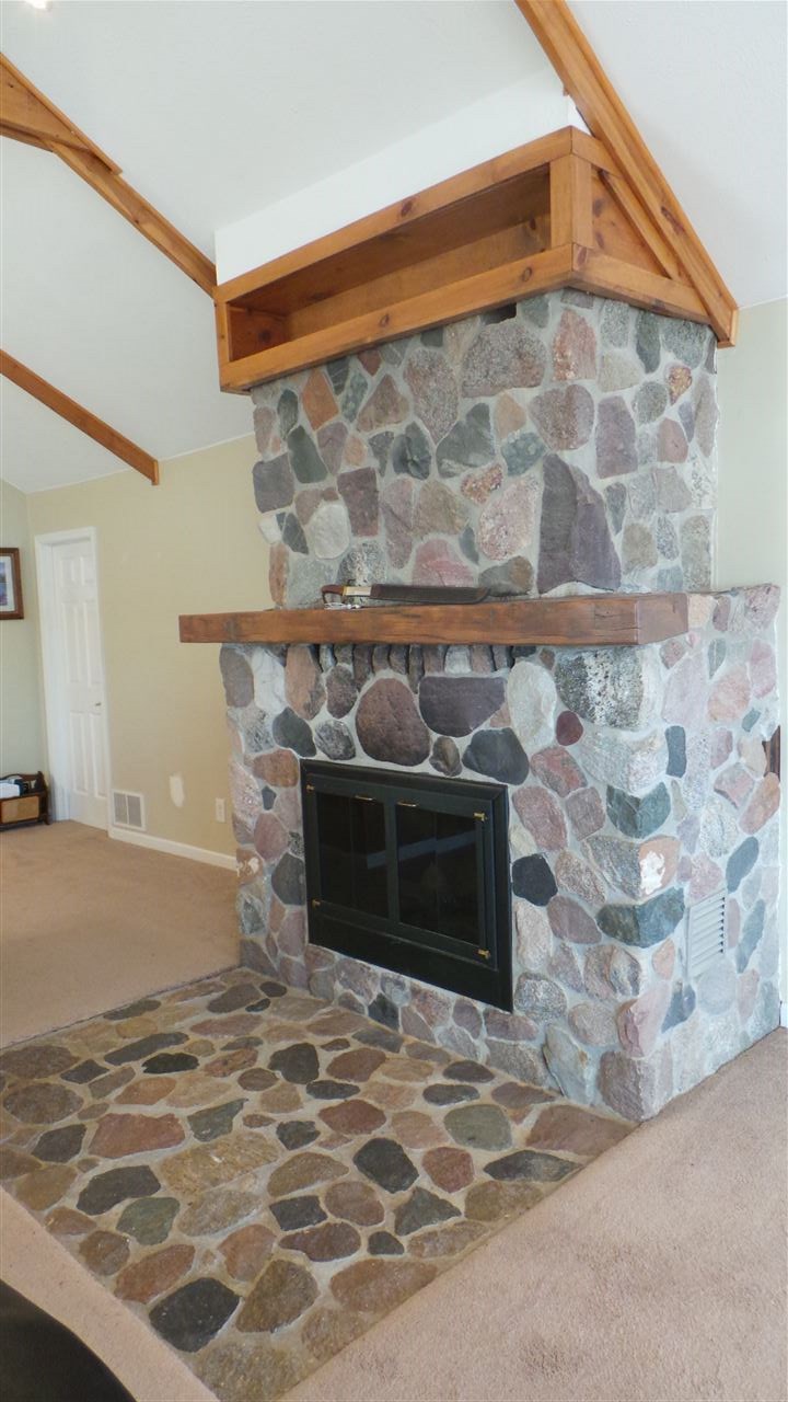 51681 East County Line Road Middlebury, IN 46540 - Photo 9 of 26 Gallery Image 9