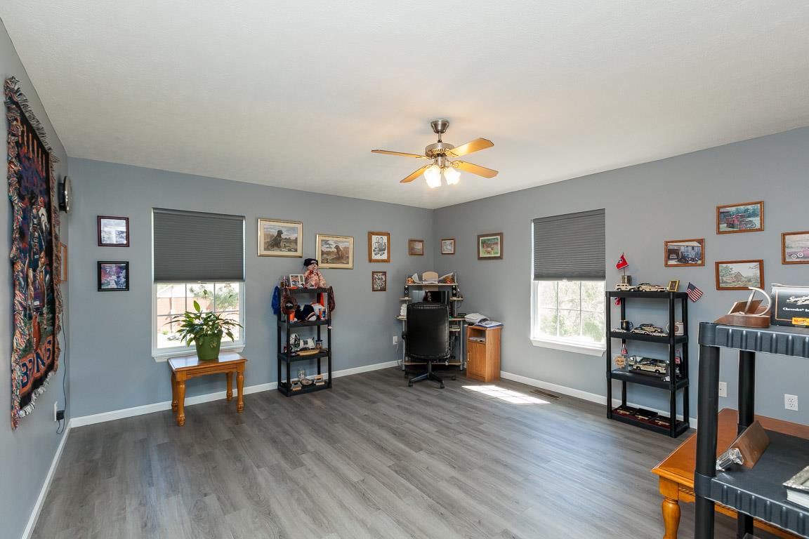 1712 New Vaughn Road Columbia, TN 38401 - Photo 18 of 23 Very large secondary bedroom with walk in closet