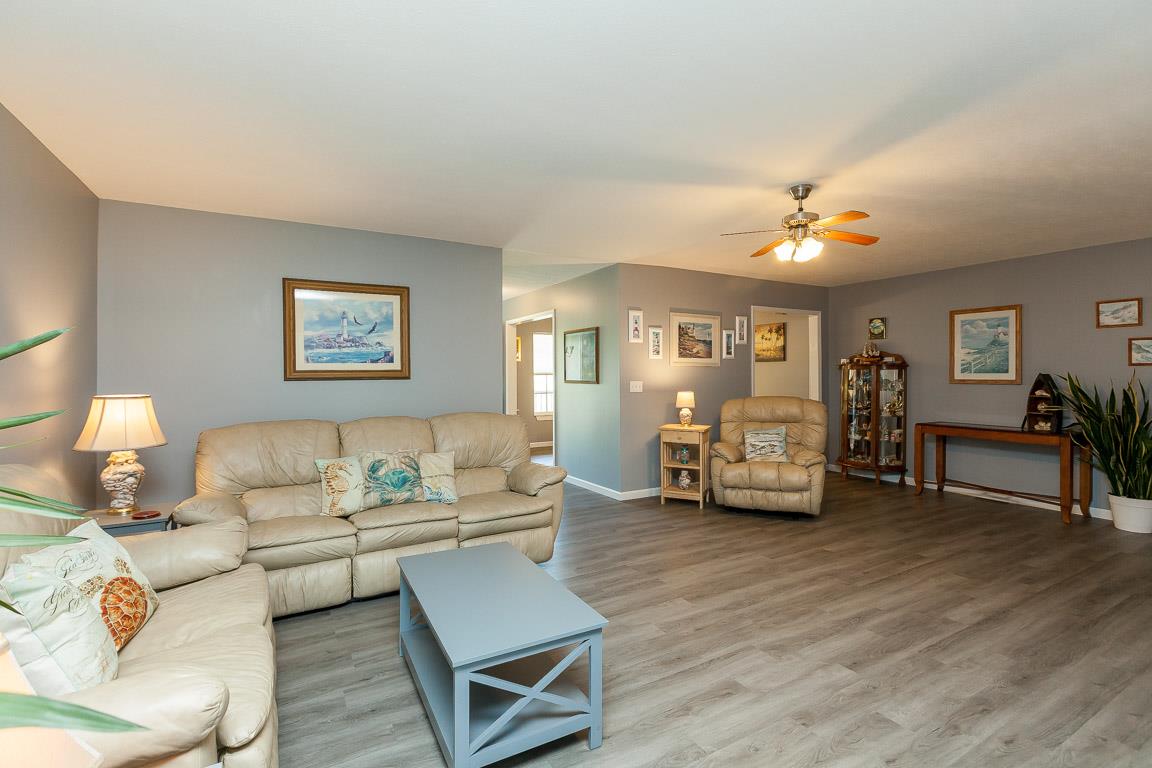 1712 New Vaughn Road Columbia, TN 38401 - Photo 10 of 23 Plenty of space for entertaining