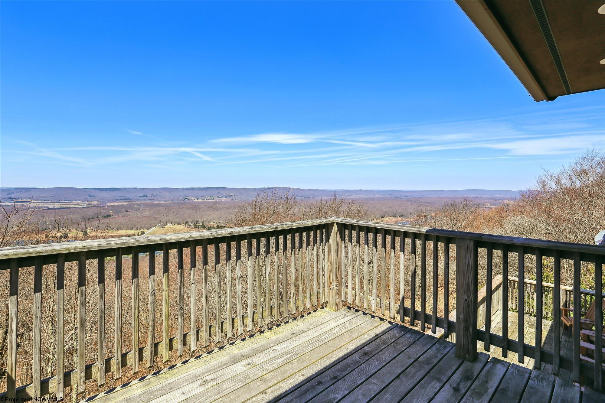 1901 Mountainside Road Davis, WV 26260 - Photo 4 of 32 Gallery Image 4