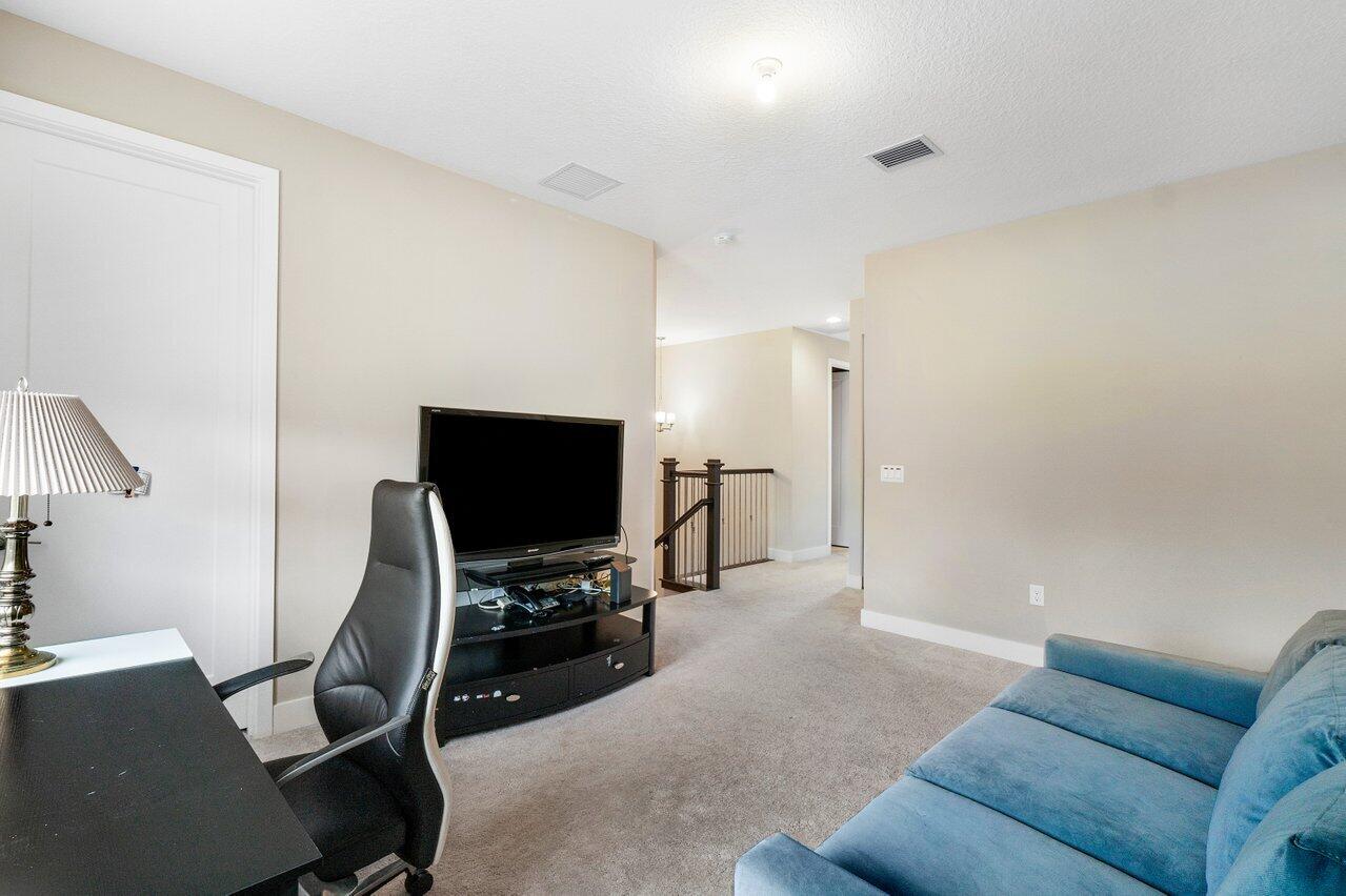 15393 Blue River Road Delray Beach, FL 33446 - Photo 12 of 57 013-15393BlueRiverRoad-DelrayBeach-FL-33