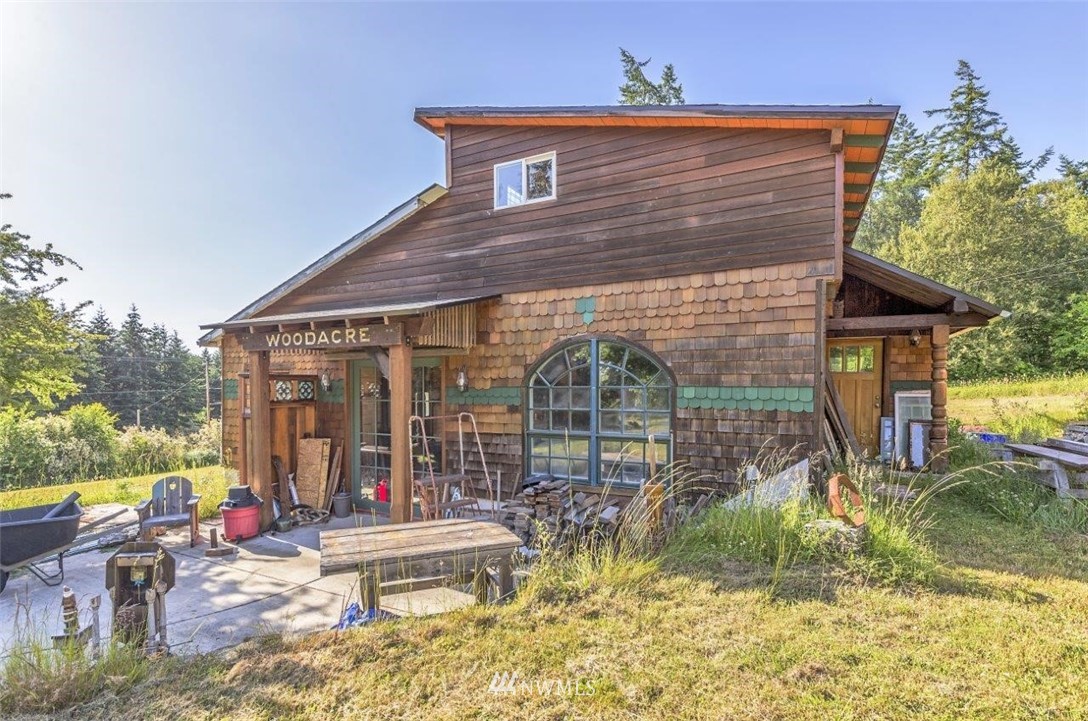 23 Robbins Road Nordland, WA 98358 - Photo 1 of 25 Gallery Image 1