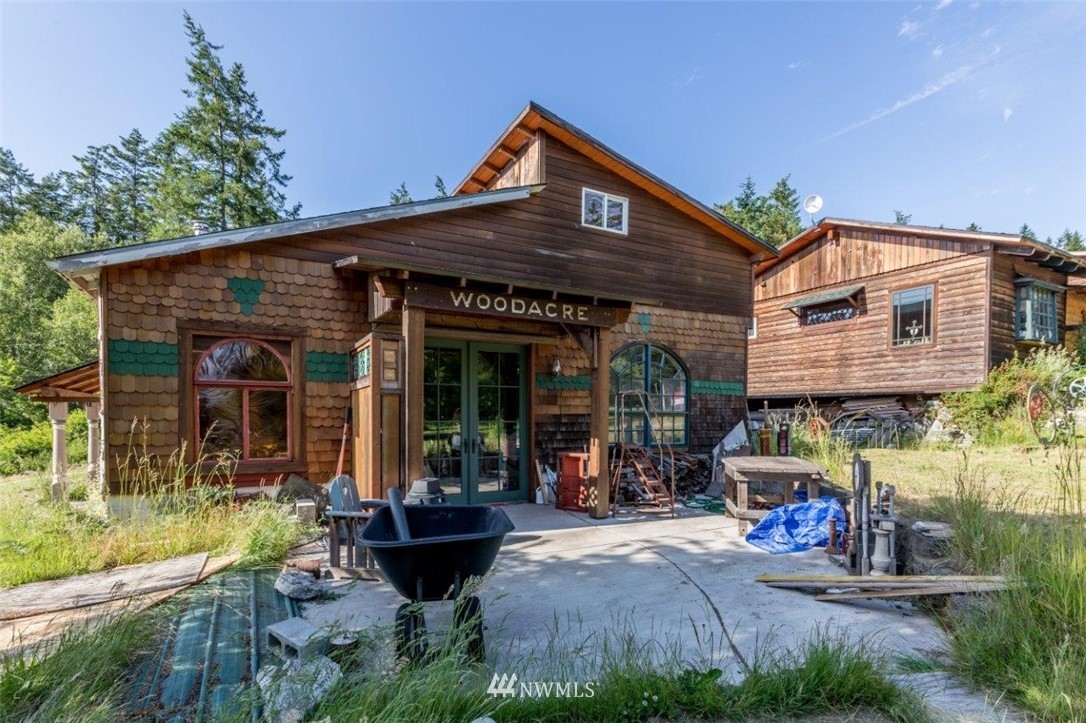 23 Robbins Road Nordland, WA 98358 - Photo 2 of 25 Gallery Image 2